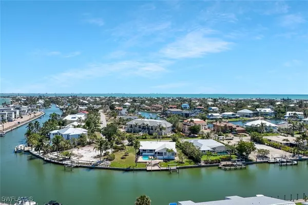 Sanibel, FL 33957,848 Limpet DR