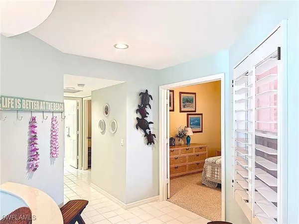 Bonita Springs, FL 34134,257 Barefoot Beach BLVD #202