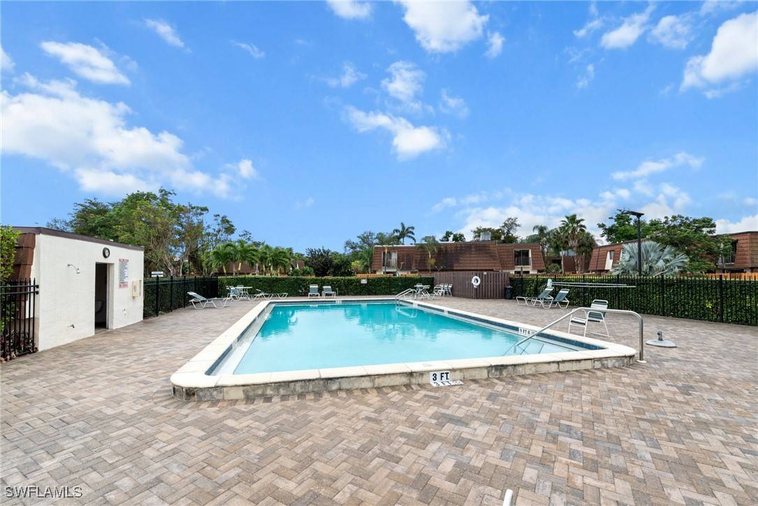 Fort Myers, FL 33901,1454 Park Shore CIR #2