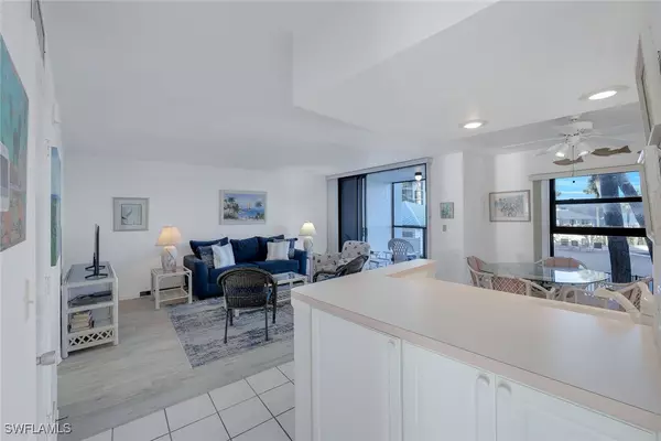 Marco Island, FL 34145,1085 Bald Eagle DR #E207