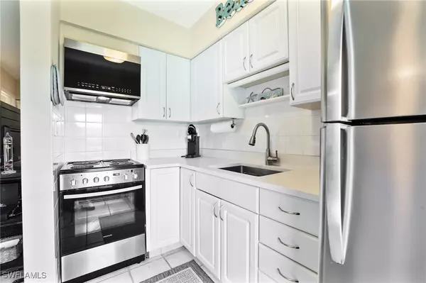 Marco Island, FL 34145,240 N Collier BLVD #F1