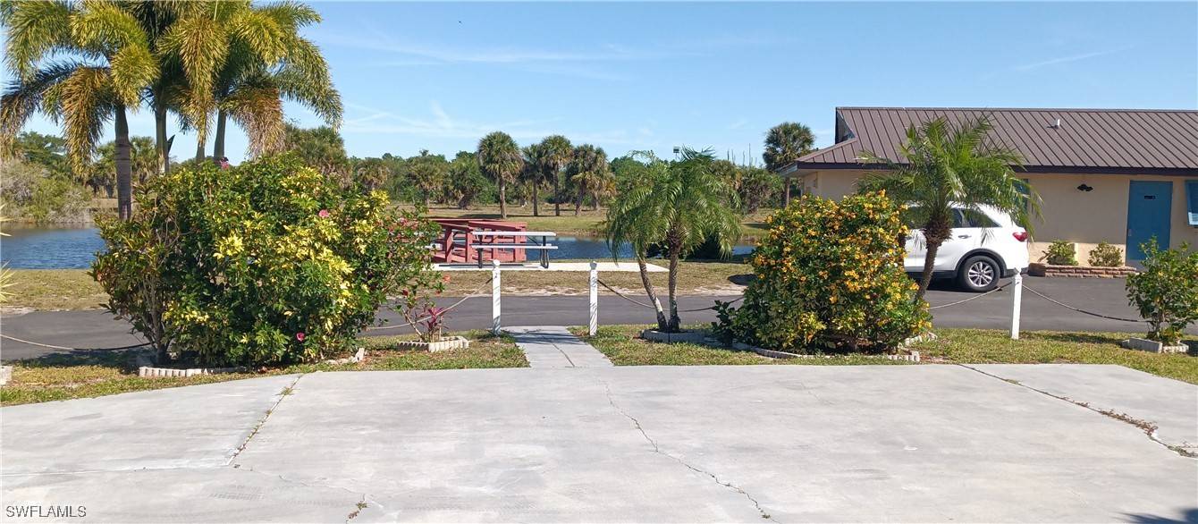 1159 Daniels RD SE, Moore Haven, FL 33471