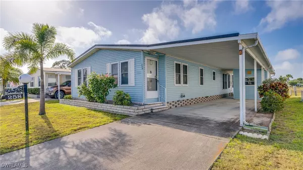 258 Lakeside DR, North Fort Myers, FL 33903