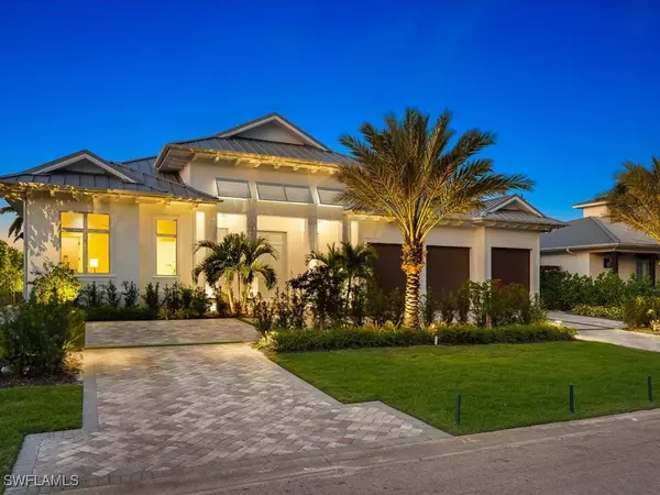619 Binnacle DR, Naples, FL 34103