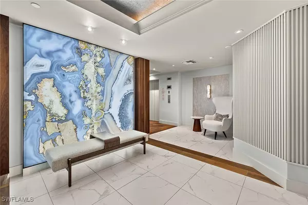 425 Dockside DR #301, Naples, FL 34110