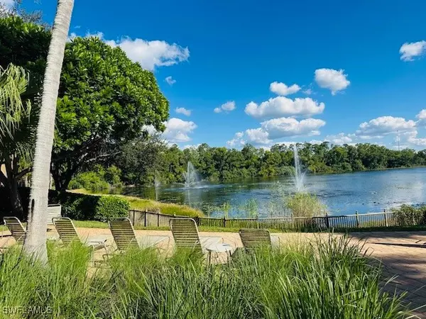 1190 Reserve WAY #302, Naples, FL 34105