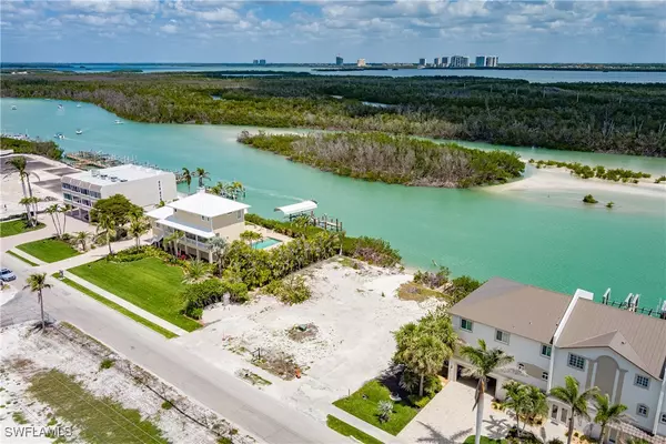 Bonita Springs, FL 34134,25835 Hickory BLVD