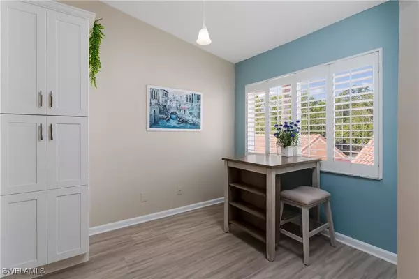 Naples, FL 34114,6730 Beach Resort DR #6