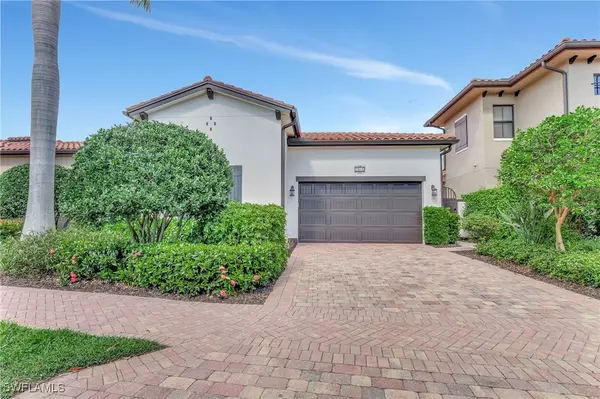 7912 Cordoba PL, Naples, FL 34113