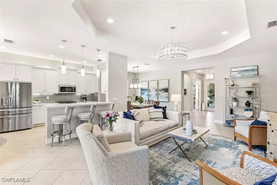 4194 Aspen Chase DR, Naples, FL 34119