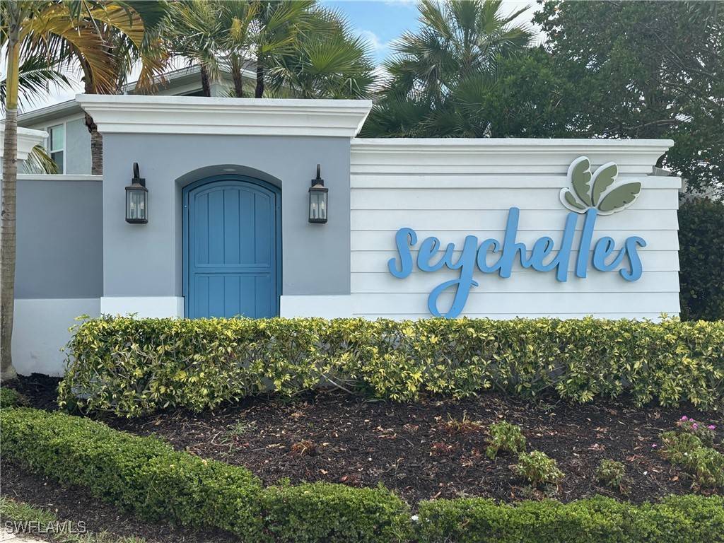 2543 Seychelles DR #608, Naples, FL 34112
