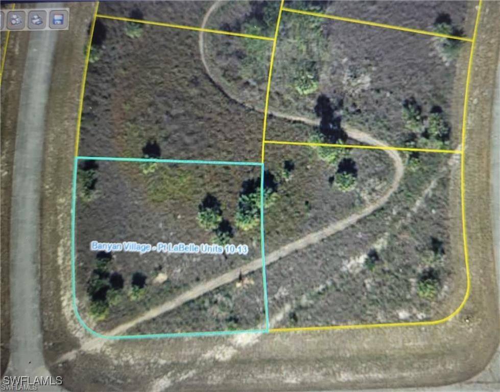 801 Berkshire DR, Labelle, FL 33935