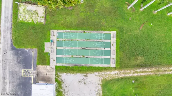 Fort Myers, FL 33908,95 Sycamore LN