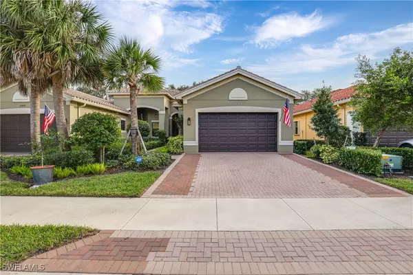 13435 Silktail DR, Naples, FL 34109