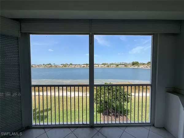 Naples, FL 34112,3430 W Crown Pointe BLVD #201