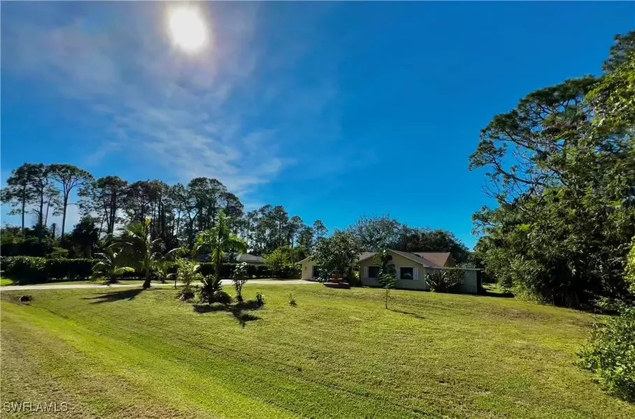 413 Richmond AVE N, Lehigh Acres, FL 33972