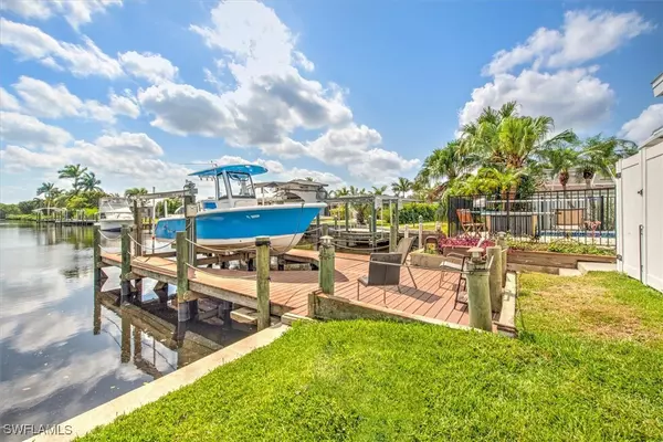 North Fort Myers, FL 33917,2256 Club House RD