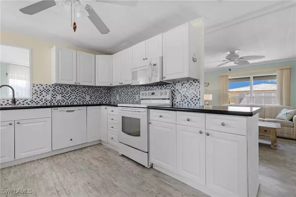 North Fort Myers, FL 33903,3405 Rainbow LN