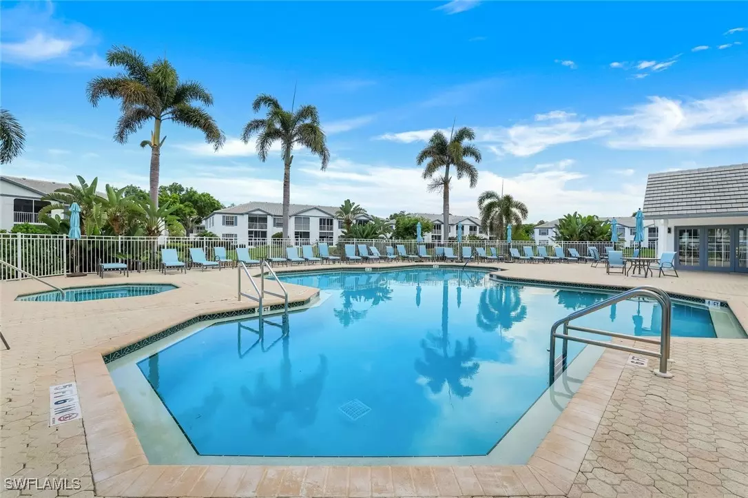 Naples, FL 34108,859 Tanbark DR #101