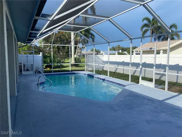 Fort Myers, FL 33919,8860 Banyan Cove CIR S #0