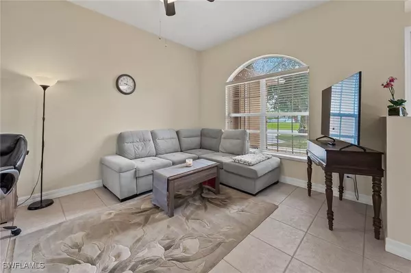 Fort Myers, FL 33966,6817 Eagle ST