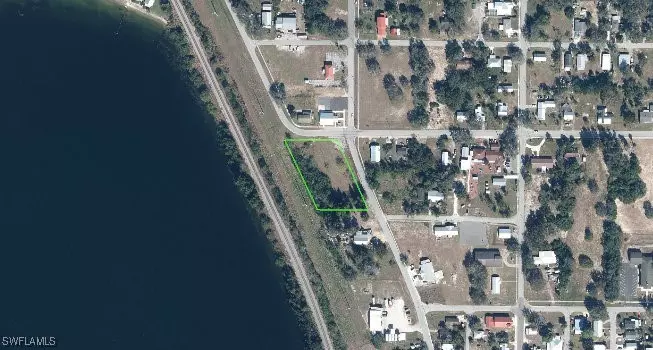 824 S Verona AVE, Avon Park, FL 33825