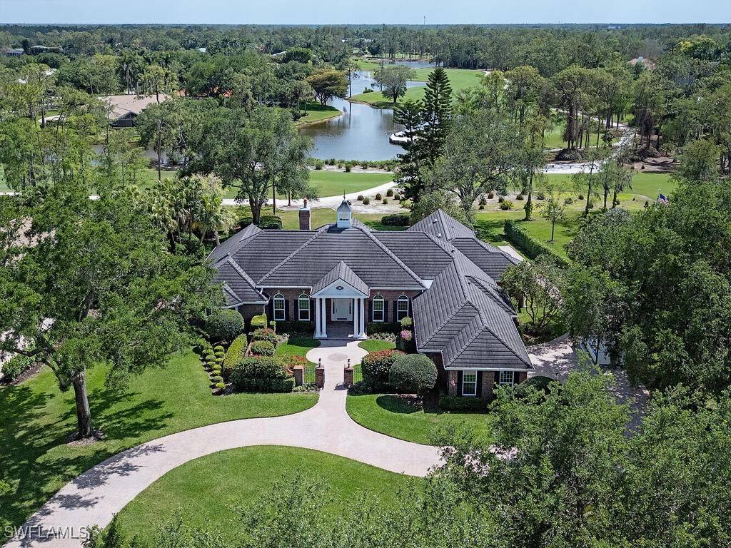 4756 Pond Apple DR N, Naples, FL 34119