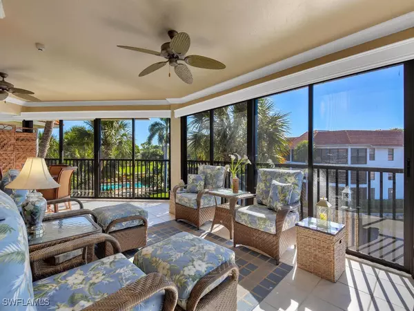 Naples, FL 34108,5930 Via Lugano #305