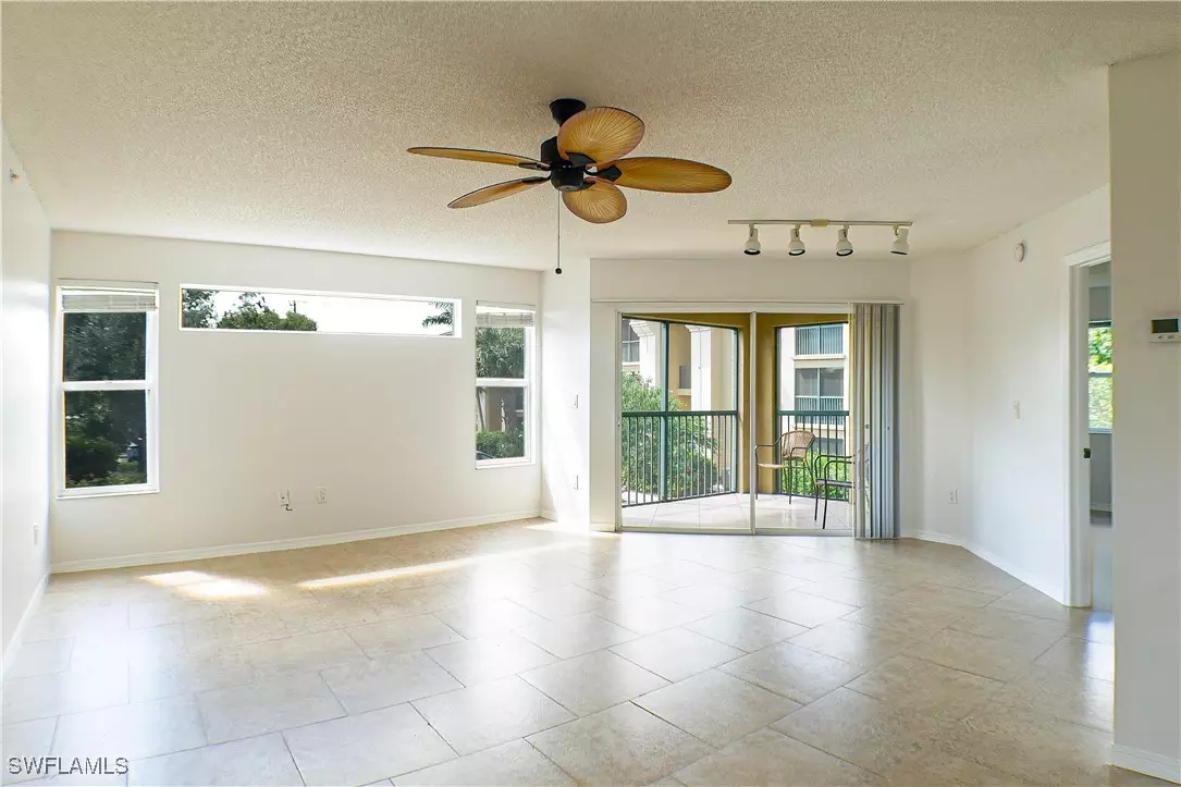 Bonita Springs, FL 34135,8861 Colonnades CT W #221