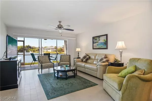 Naples, FL 34110,1250 Yesica Ann CIR #E102