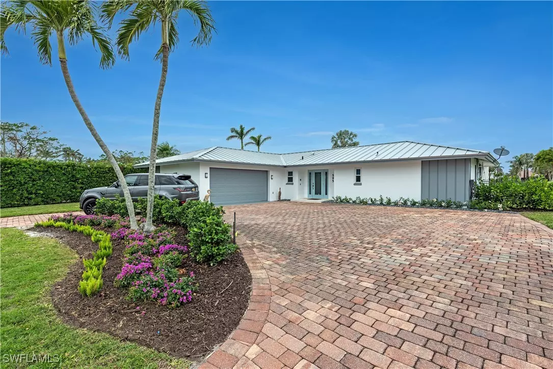 Naples, FL 34103,595 Wedge DR