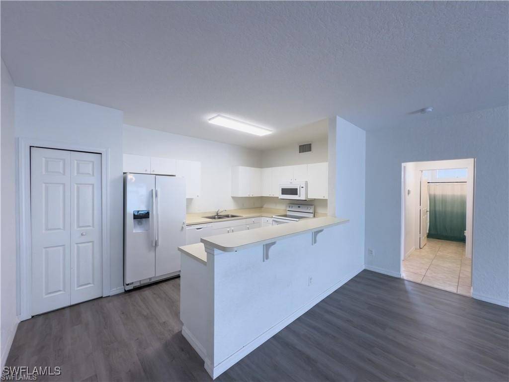 Cape Coral, FL 33909,1080 Hancock Creek South BLVD #102