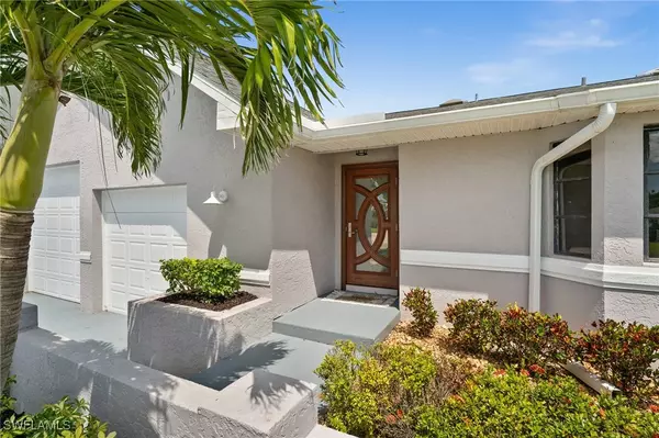 North Fort Myers, FL 33917,7195 Reymoor DR