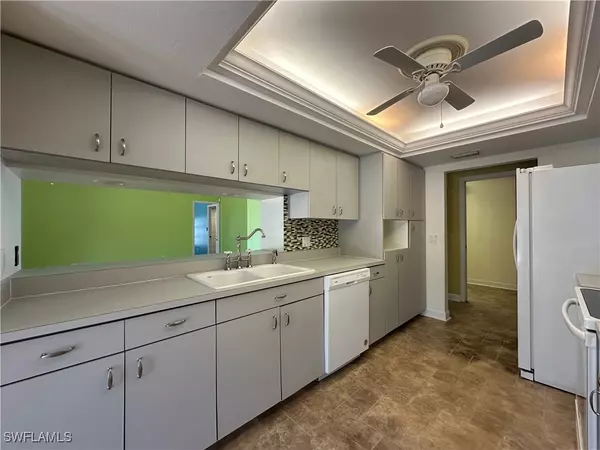 Estero, FL 33928,20600 Charing Cross CIR