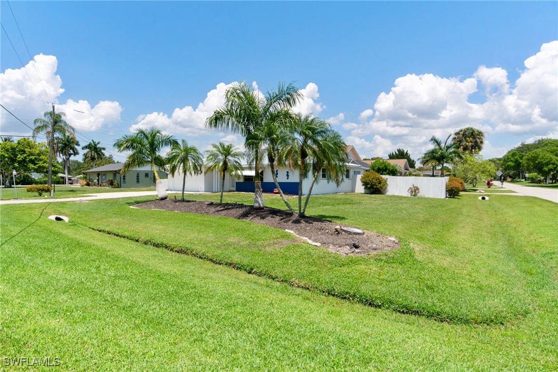 390 Valley DR, Bonita Springs, FL 34134
