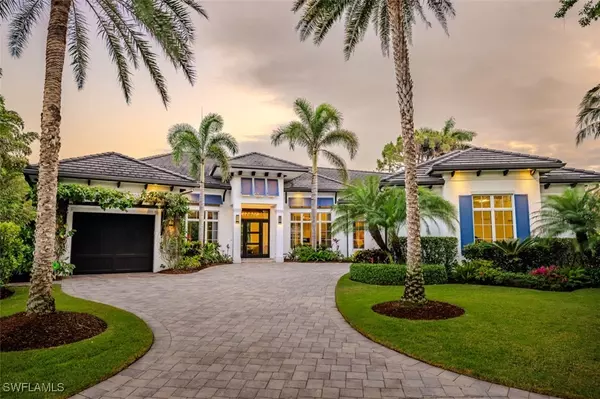 702 BOBWHITE LN, Naples, FL 34108