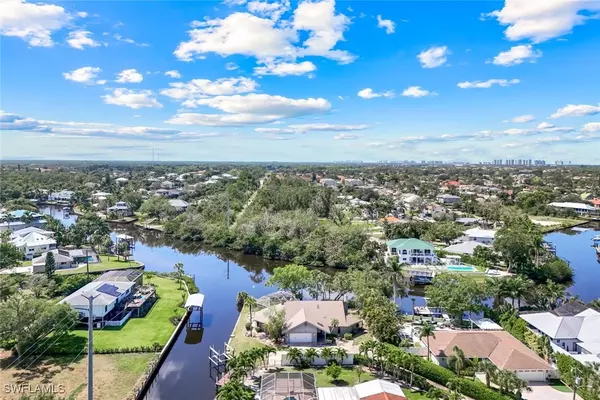 Bonita Springs, FL 34135,27151 Flossmoor DR