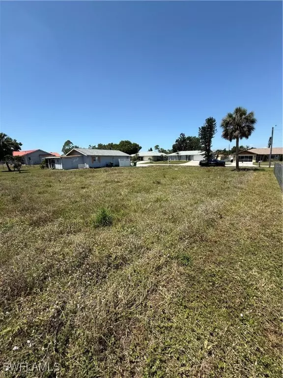 Port Charlotte, FL 33948,913 Great Falls TER NW