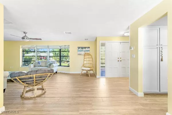 Fort Myers, FL 33919,5047 Northampton DR