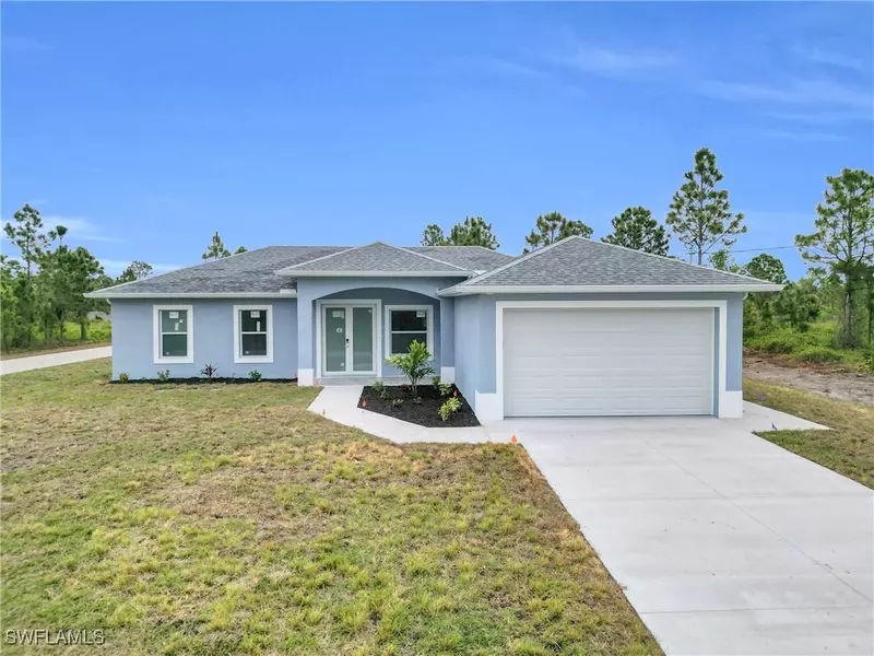 935 Elgin ST, Lehigh Acres, FL 33974