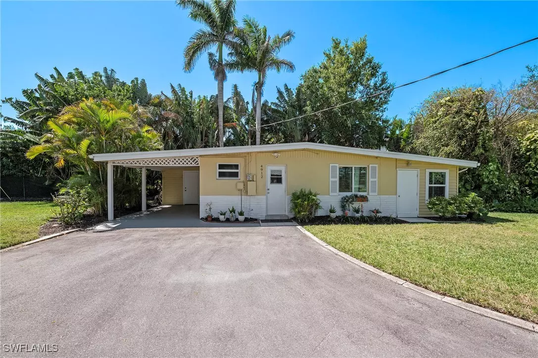 Naples, FL 34103,4912 West BLVD #14