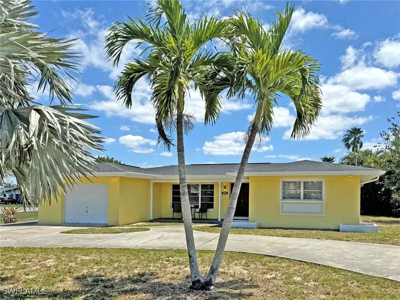 5201 Pocatella CT, Cape Coral, FL 33904