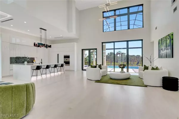 Naples, FL 34120,450 Shady Hollow BLVD W