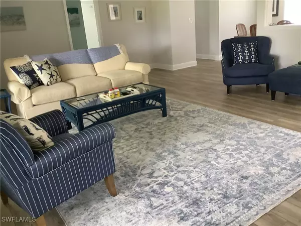 Naples, FL 34112,202 Peppermint LN #2