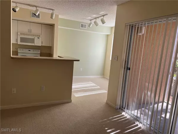 Naples, FL 34112,1865 Florida Club DR #6108