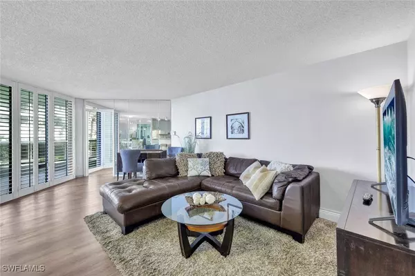 Marco Island, FL 34145,730 S Collier BLVD #106