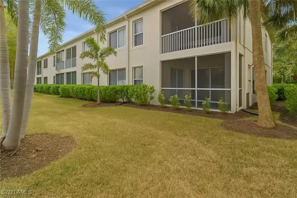 1370 Sweetwater CV #101, Naples, FL 34110