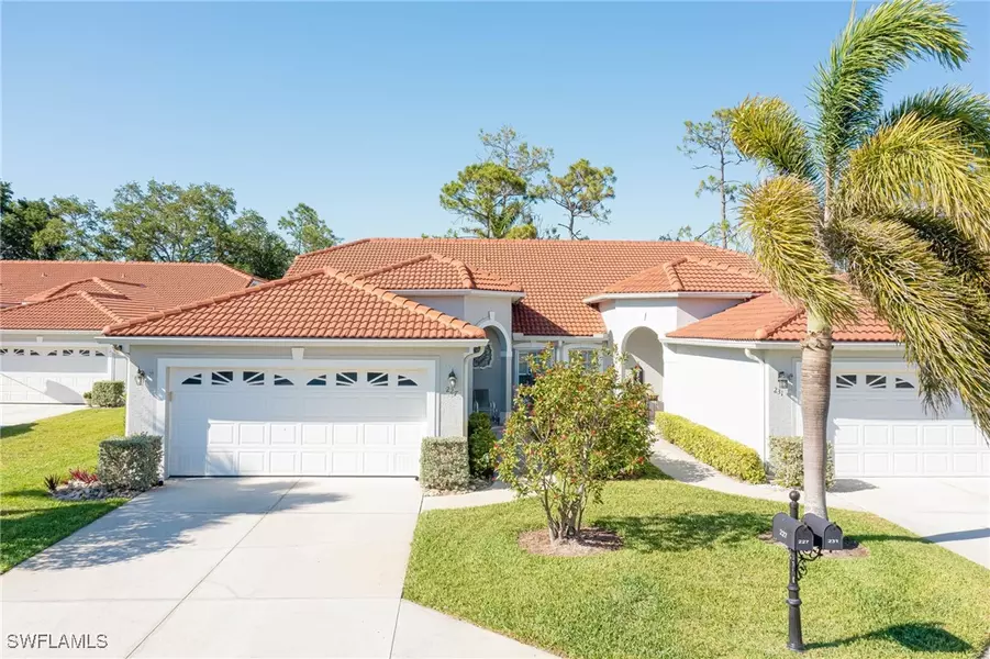 227 Melrose PL #52, Naples, FL 34104