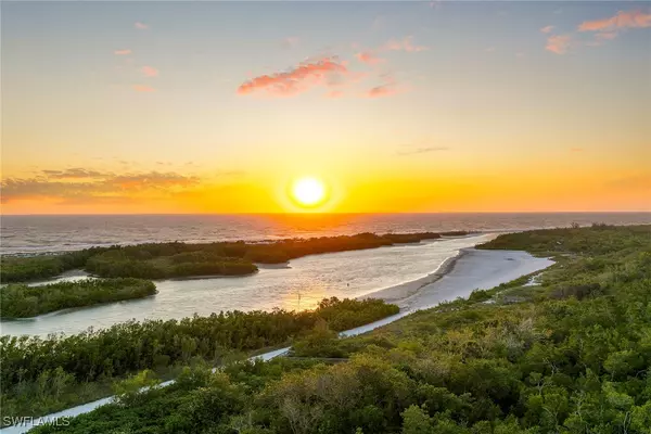 Marco Island, FL 34145,440 Seaview CT #1208