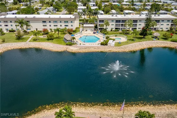 Naples, FL 34114,1010 Manatee RD #B304